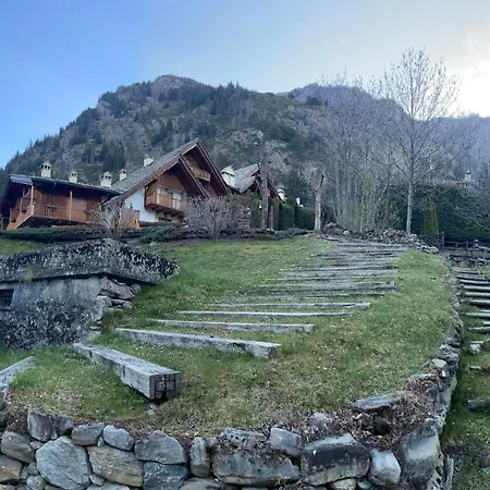 Courmayeur~navetta Gratuita Per Il Centro+impianti