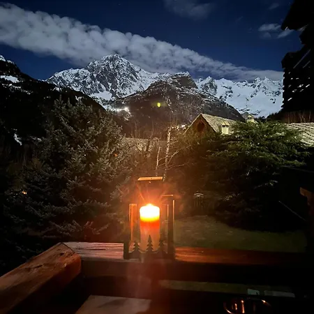 Апартаменты Courmayeur~navetta Gratuita Per Il Centro+impianti