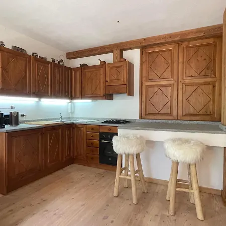 דירה Courmayeur~navetta Gratuita Per Il Centro+impianti קורמאיור