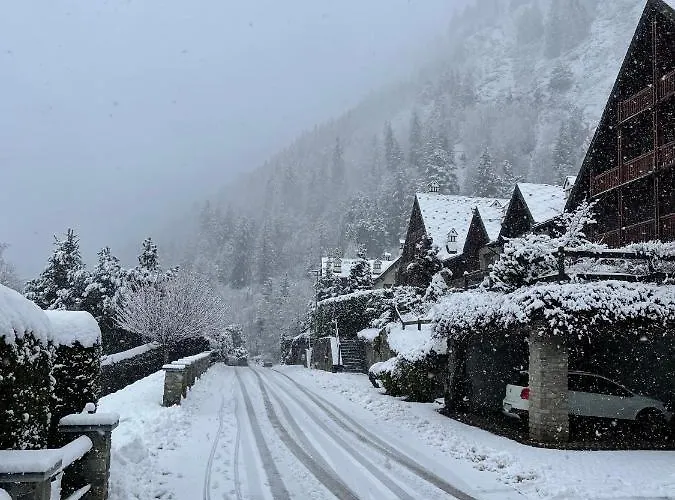 Lejlighed Courmayeur~navetta Gratuita Per Il Centro+impianti Courmayeur