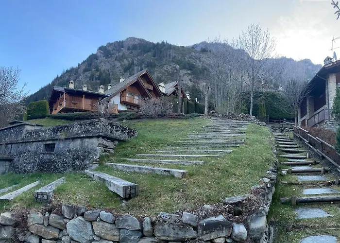 Courmayeur~navetta Gratuita Per Il Centro+impianti